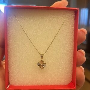 New 14K Gold clover Designer look Necklace 16โ inches long 2pc set